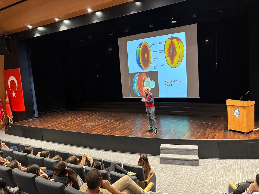 Deprem Haftasında Anlamlı Söyleşi: 