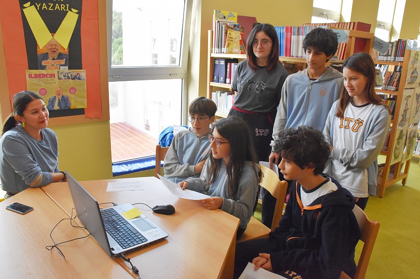 Öğrencilerimiz, Virtual Connection Project Kapsamında Abu Dhabi'deki Akranları ile Çevrim İçi Ortamda Buluştu 